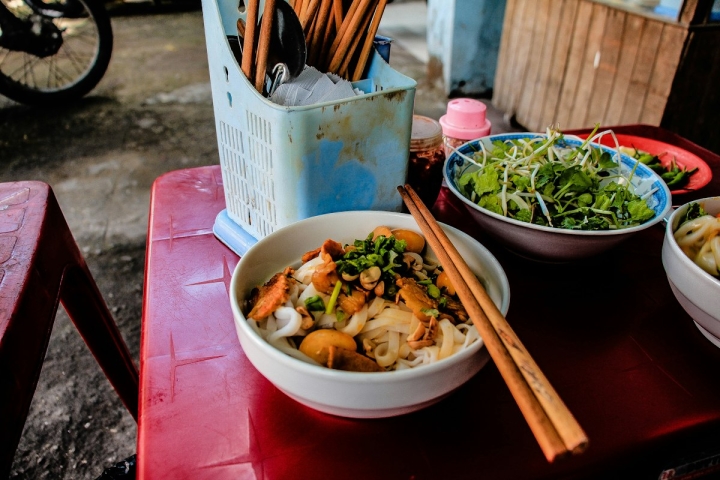 Ăn gì quanh chợ Bà Chiểu: Bản đồ món ngon cho cư dân Bình Thạnh